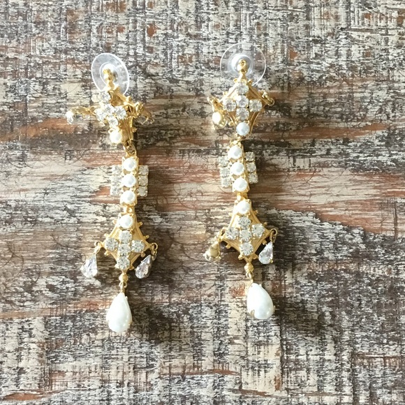 DANNIJO Rhinestone Pearl Drop Earrings - Picture 1 of 6